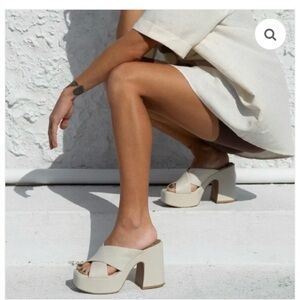 Dolce Vita Cream Platform Sandals
